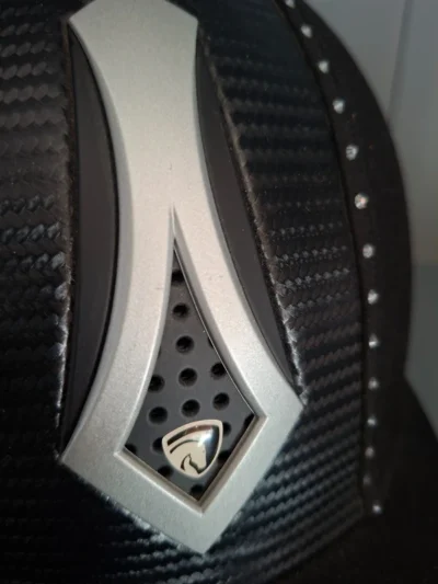 HORKA First Class Paardrijcap - Maat 57 - Carbon Look & Strass - Valvrij!