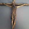 Vintage Bronzen/Messing Crucifix - Kruisbeeld met Gehamerde Balk