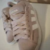 Sneakers Adidas Beige Suède Cloudfoam