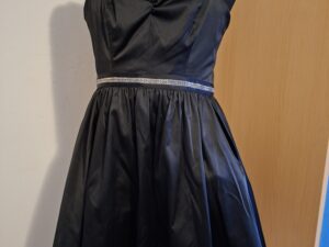 Nieuwe NAF NAF Zwarte Cocktailjurk met Tule & Strass (Maat 40)