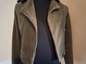 Trendy Olijfgroen Bikerjack / Suède-look Jasje - Primark - Maat 36