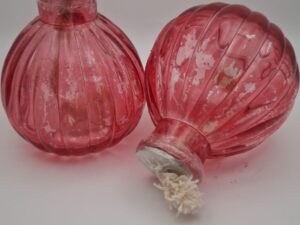 Set van 2 Roze Glazen Olielampjes / Tuintafellampjes (Nieuw)