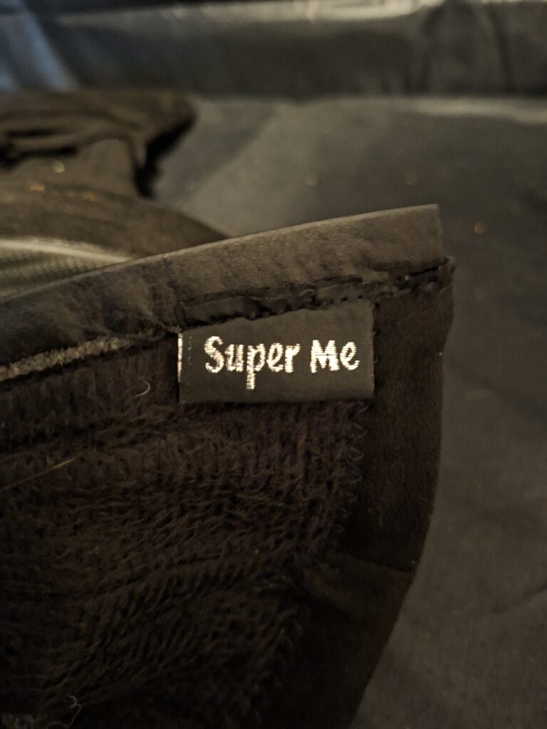 20251202_162130 Super Me Zwarte Suède-look Enkellaarsjes met Dunne Hak (Maat 36)