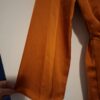 20251202_162502 Tess V Oranje Satijnen Wikkeljurk met Trompetmouwen (Maat Small)
