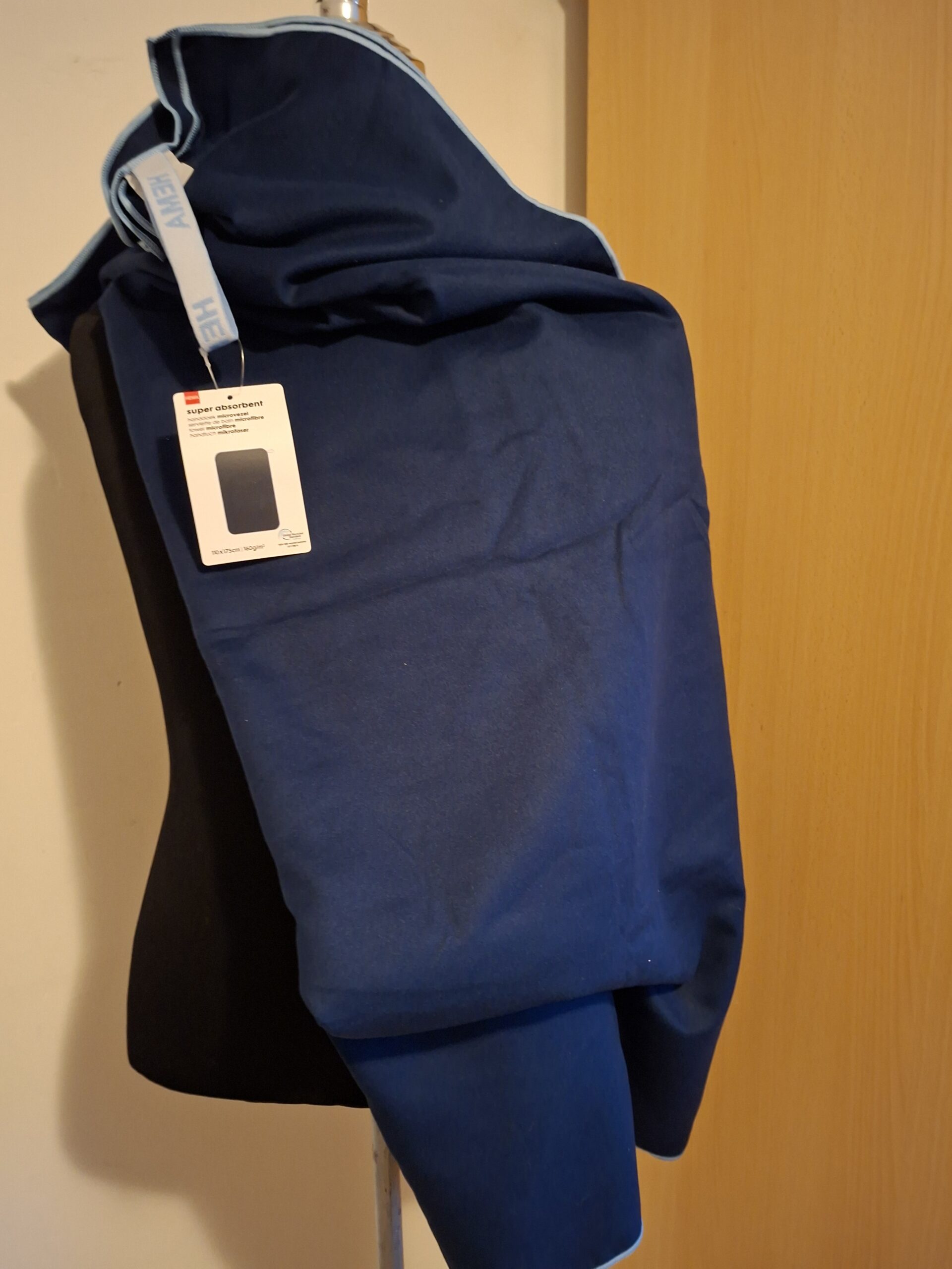 HEMA Super Absorberende Microvezel Handdoek (110x175 cm)