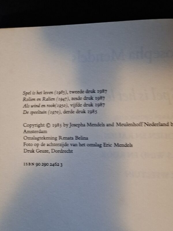 20251203_105841_001 Josepha Mendels Spel is het Leven Drie Romans Meulenhoff 1985