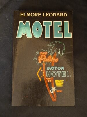 20251203_110216 Elmore Leonard Motel De Boekerij 1987 Thriller Bestseller