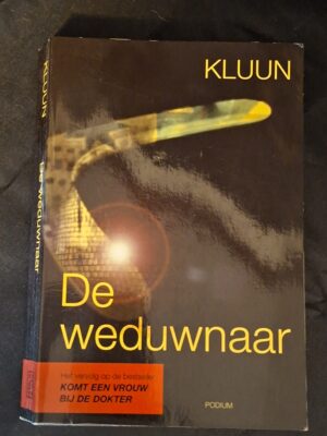 20251203_110317 Kluun De Weduwnaar Podium Bestseller