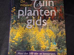 Wim Oudshoorn De Nieuwe Tuinplantengids Kosmos 500 Tuinplanten