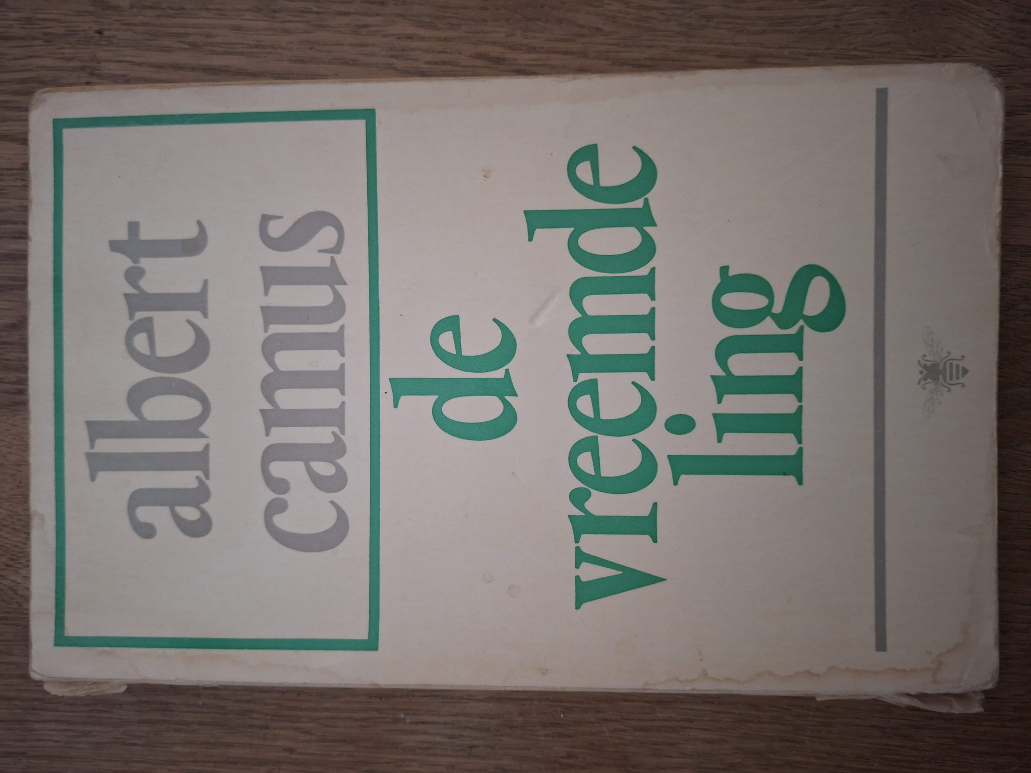 Albert Camus De Vreemdeling Literaire Klassieker De Bezige Bij