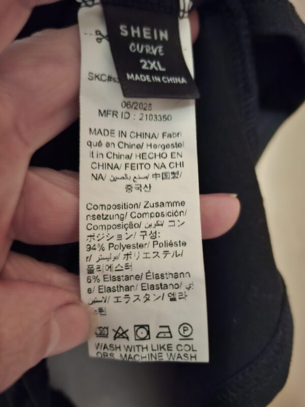 Zwarte Top met Kant Mouwtjes V-Hals Shein Curve Maat 2XL