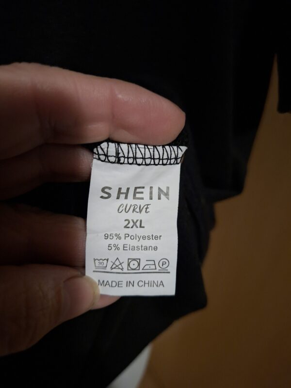 Zwart T-Shirt Absolutely Not Print Shein Curve Maat 2XL