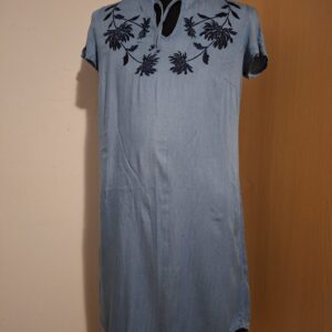 Lichtblauw Jurkje Comma Bloemen Borduursel Viscose Maat 36