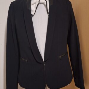 Zwarte Blazer Esprit Ritsdetails Sjaalrevers Maat 40