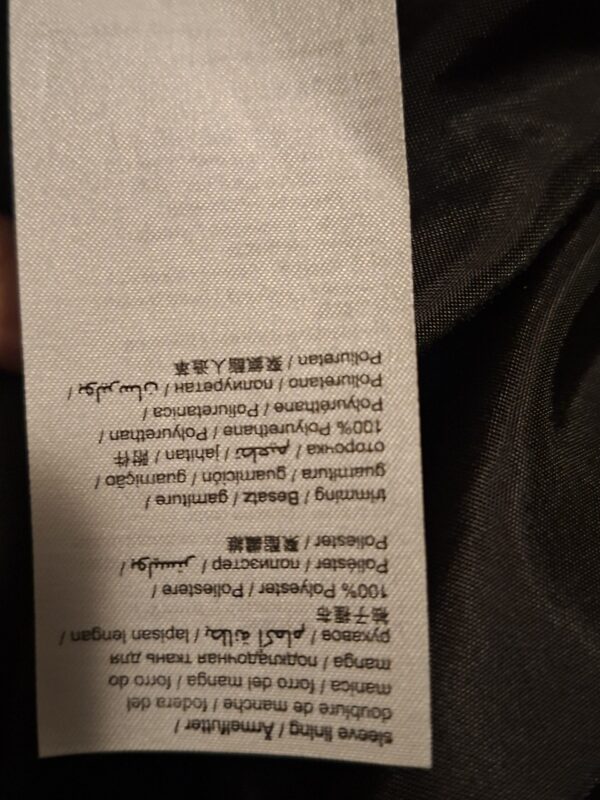 20251210_222937 Zwarte Blazer Esprit Ritsdetails Sjaalrevers Maat 40