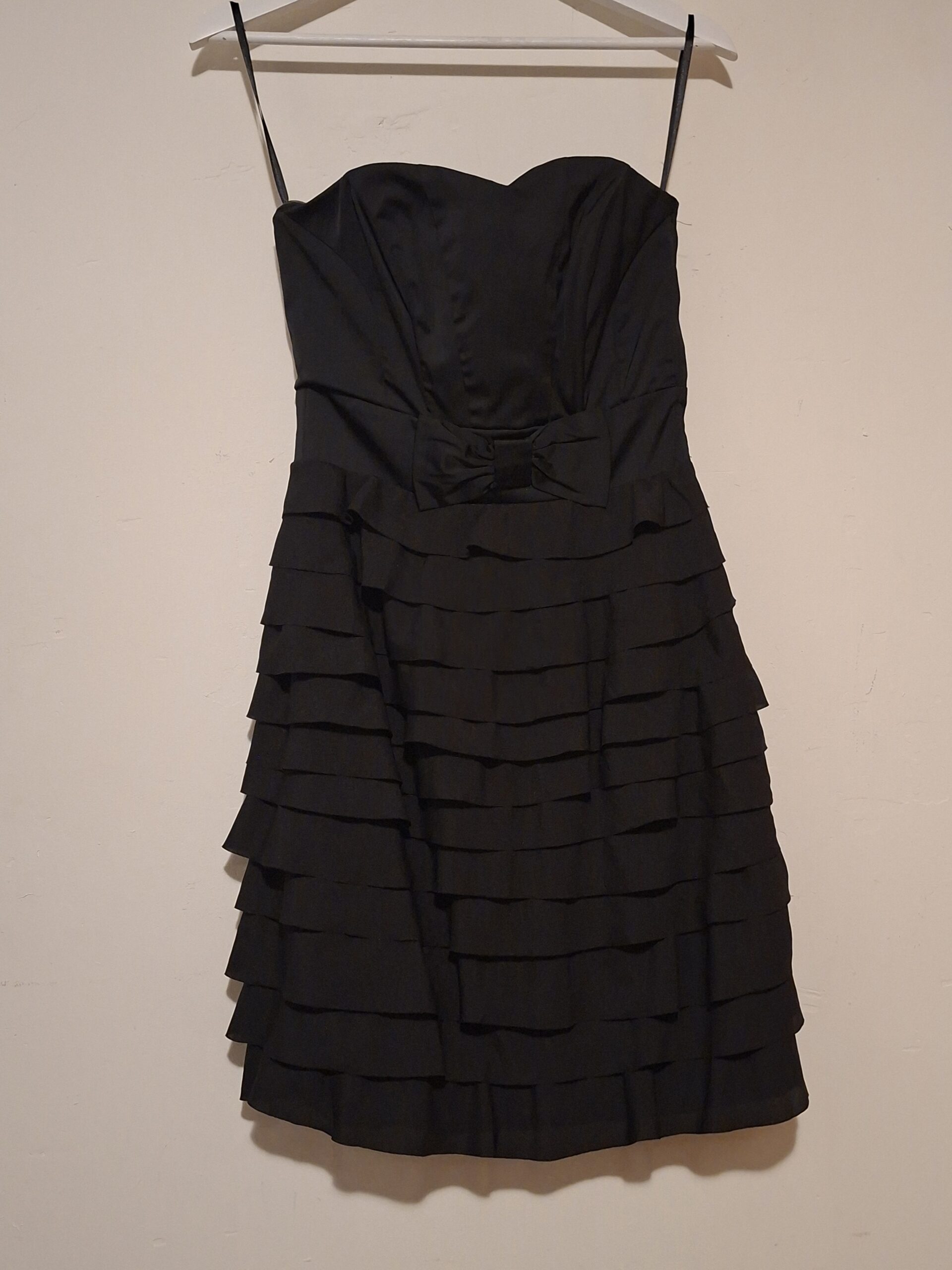 Zwarte Strapless Jurk H&M Gelaagde Rok Feestelijk Maat 36