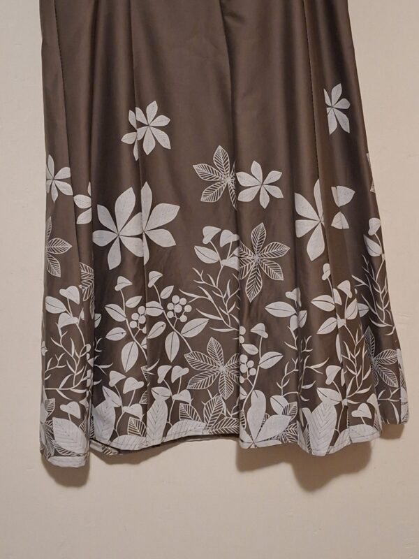 Taupe Jurk Bloemenprint Bandjes Gesp Detail Knielengte Maat S
