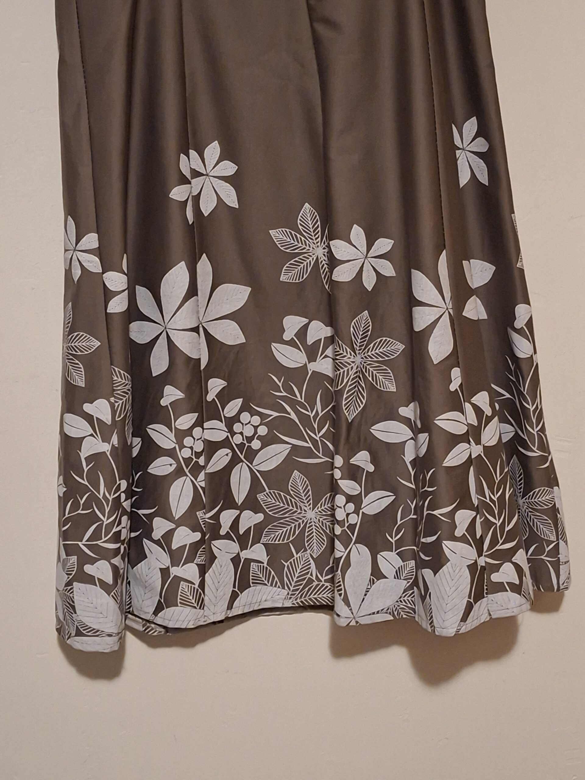 Taupe Jurk Bloemenprint Bandjes Gesp Detail Knielengte Maat S - Afbeelding 3
