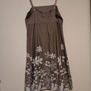 Taupe Jurk Bloemenprint Bandjes Gesp Detail Knielengte Maat S