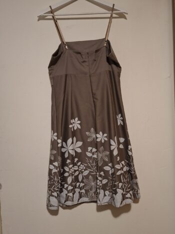 Taupe Jurk Bloemenprint Bandjes Gesp Detail Knielengte Maat S