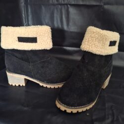 Winterlaarzen Zwart Suède Teddy Voering Blokhak Maat 39