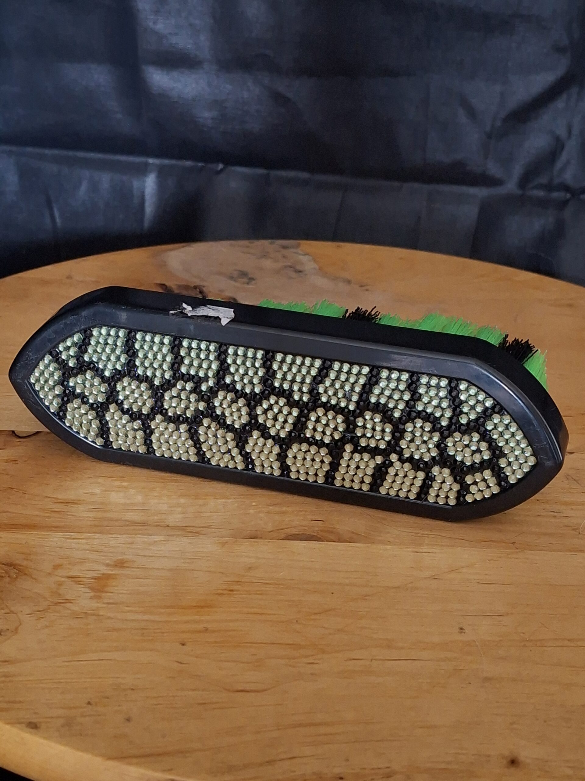 Paardenborstel Groen-Zwart met Strassteentjes voor Verzorging