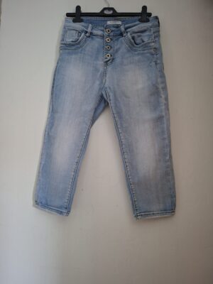 Lichtblauwe Capri Jeans Jewelly met Knoopsluiting Maat 40