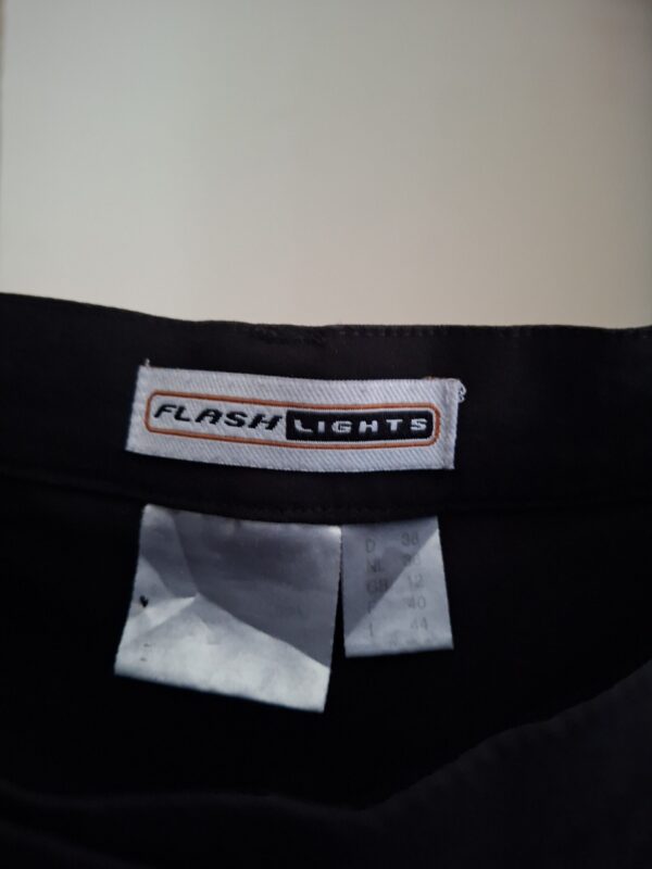 20251219_115632 Zwarte Flared Broek Flashlights met Split Maat 40