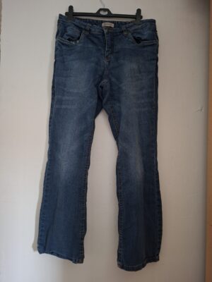 Blauwe Spijkerbroek Bonprix Bootcut Lichte Wassing Maat 46