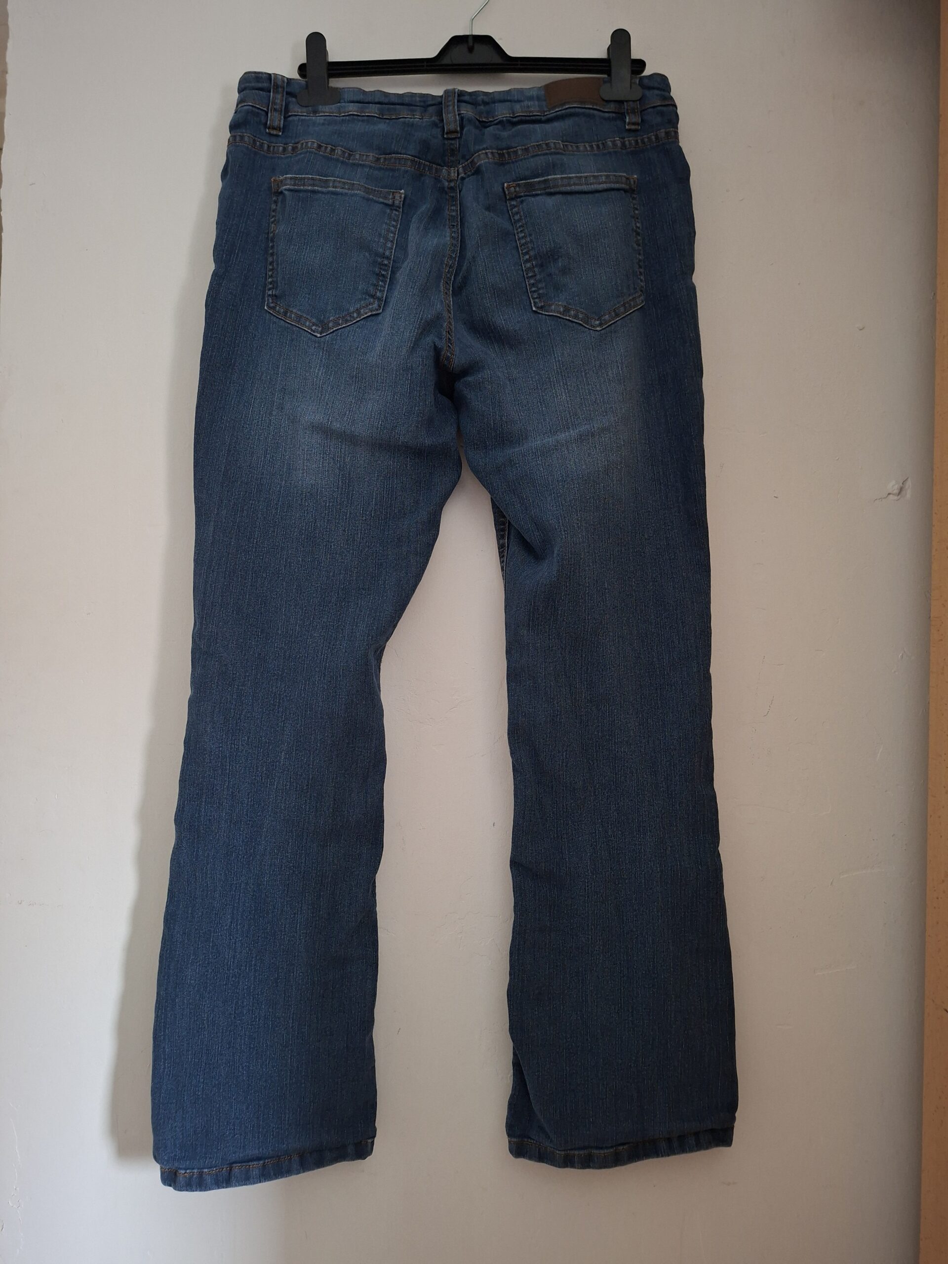 Blauwe Spijkerbroek Bonprix Bootcut Lichte Wassing Maat 46 - Afbeelding 4