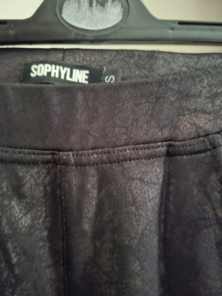Zwarte Broek Sophyline Coating Metallic Glans Skinny Maat S