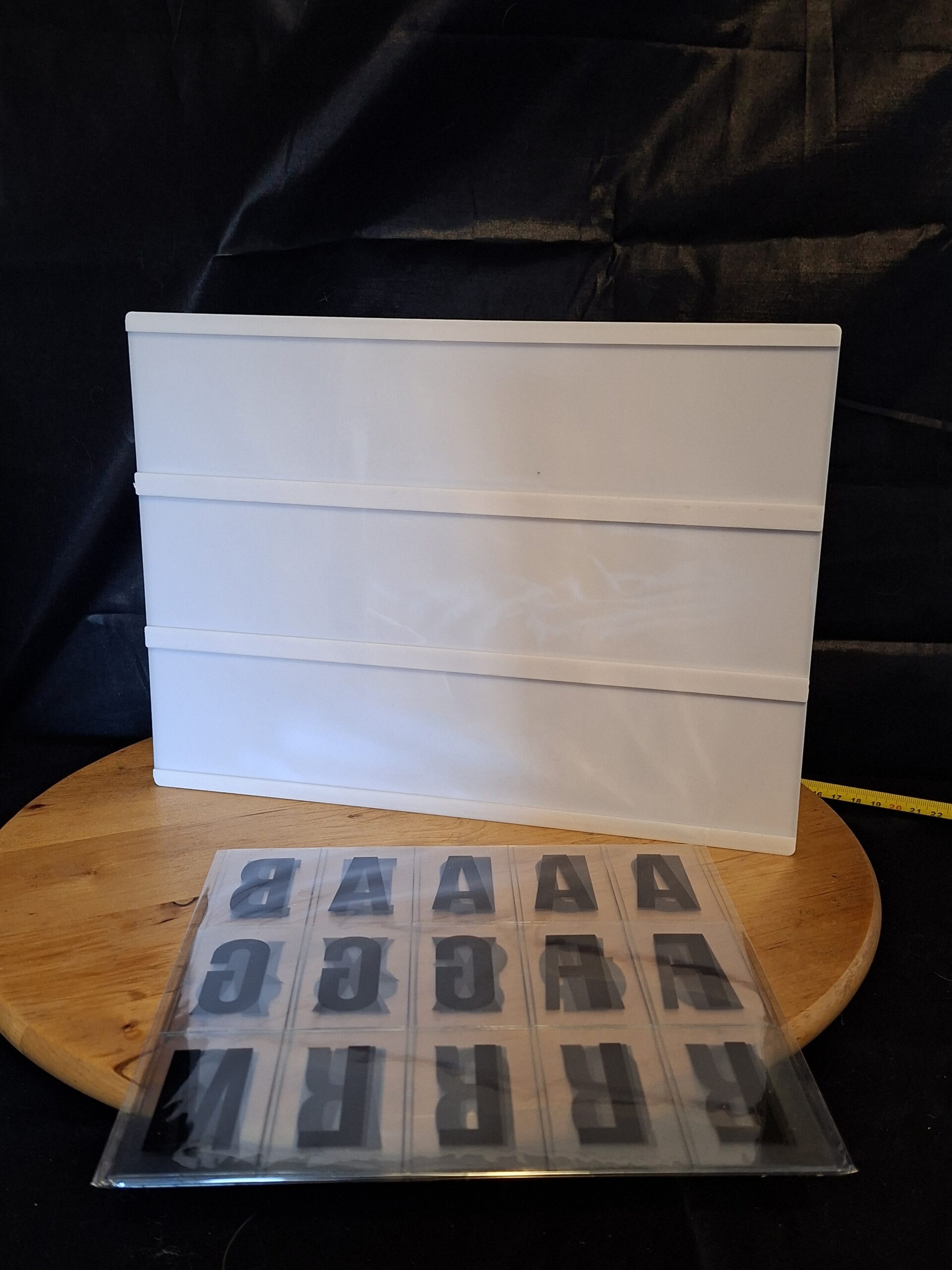 20251226_145623 Lightbox Cinema LED Lichtbak Stern Fabrik 30x22cm met 85 Tekens