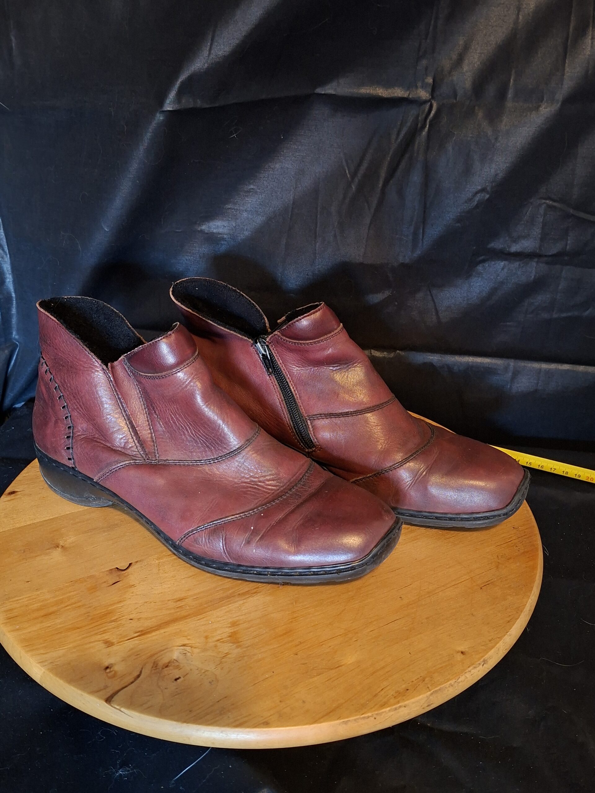 20251226_150528 Enkellaarzen Rieker Rood Bruin Leer Maat 42 Dames