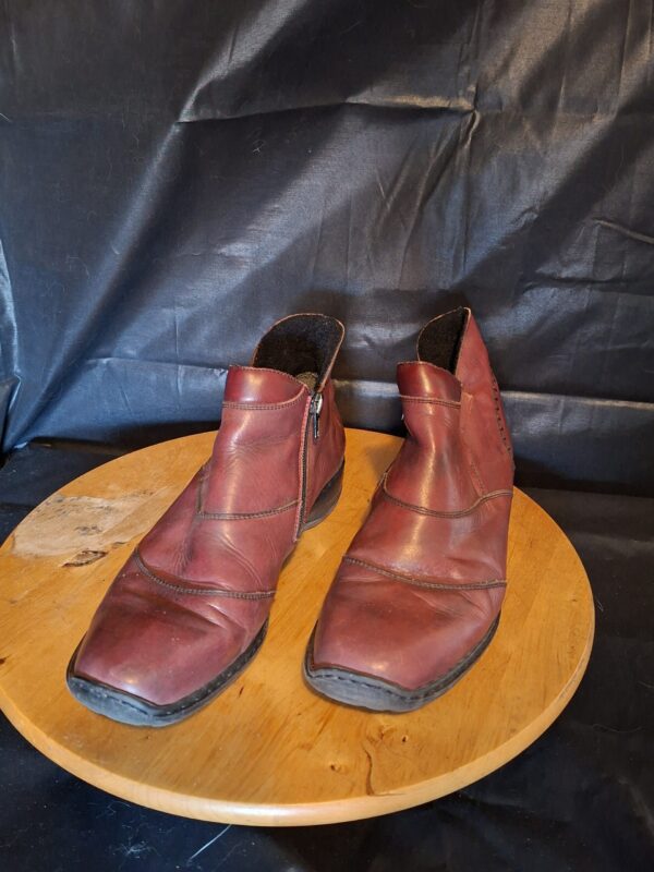 20251226_150543 Enkellaarzen Rieker Rood Bruin Leer Maat 42 Dames