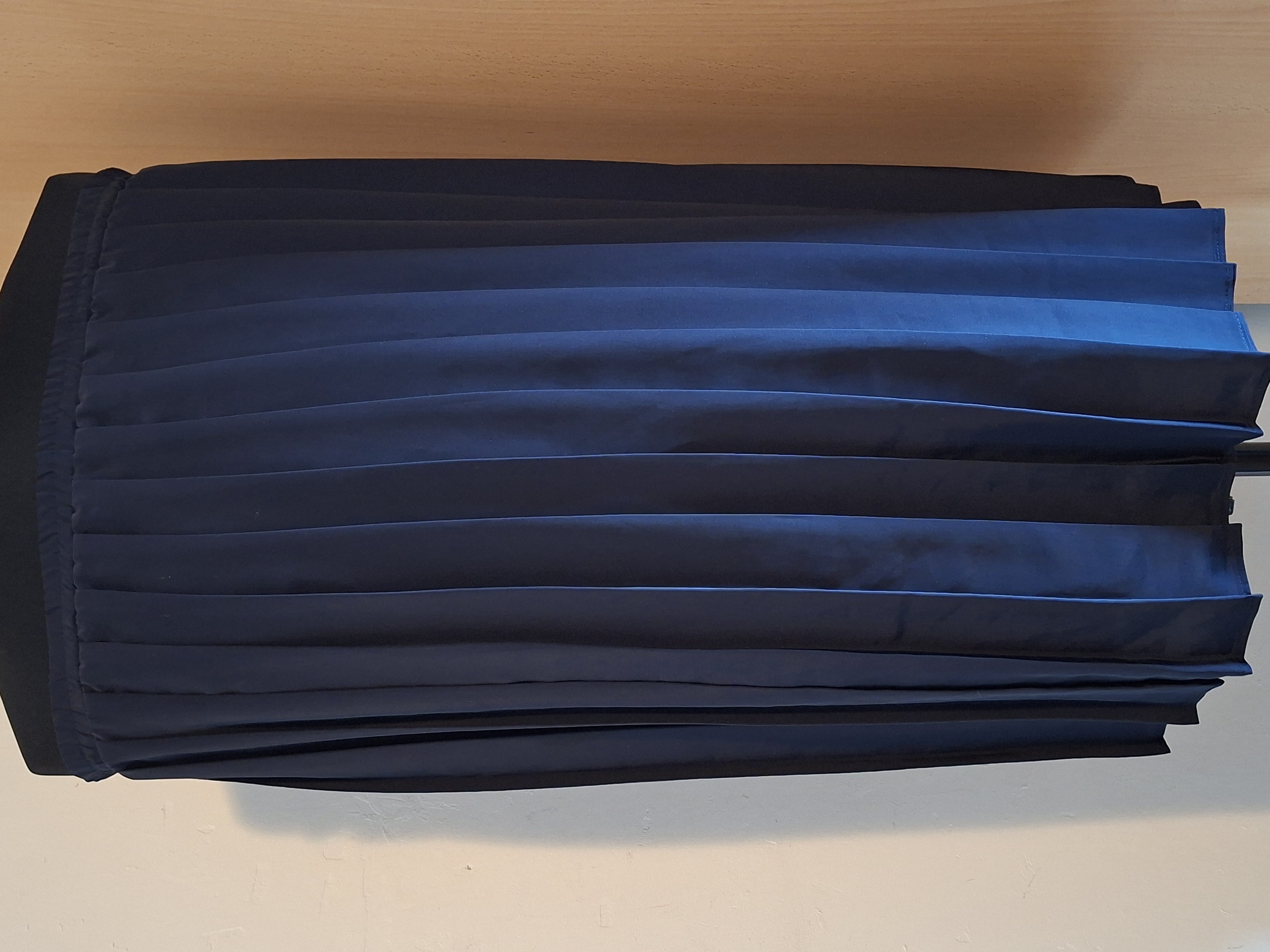 Lange Rok Blauw Plissé Elastische Taille Maat 44/46