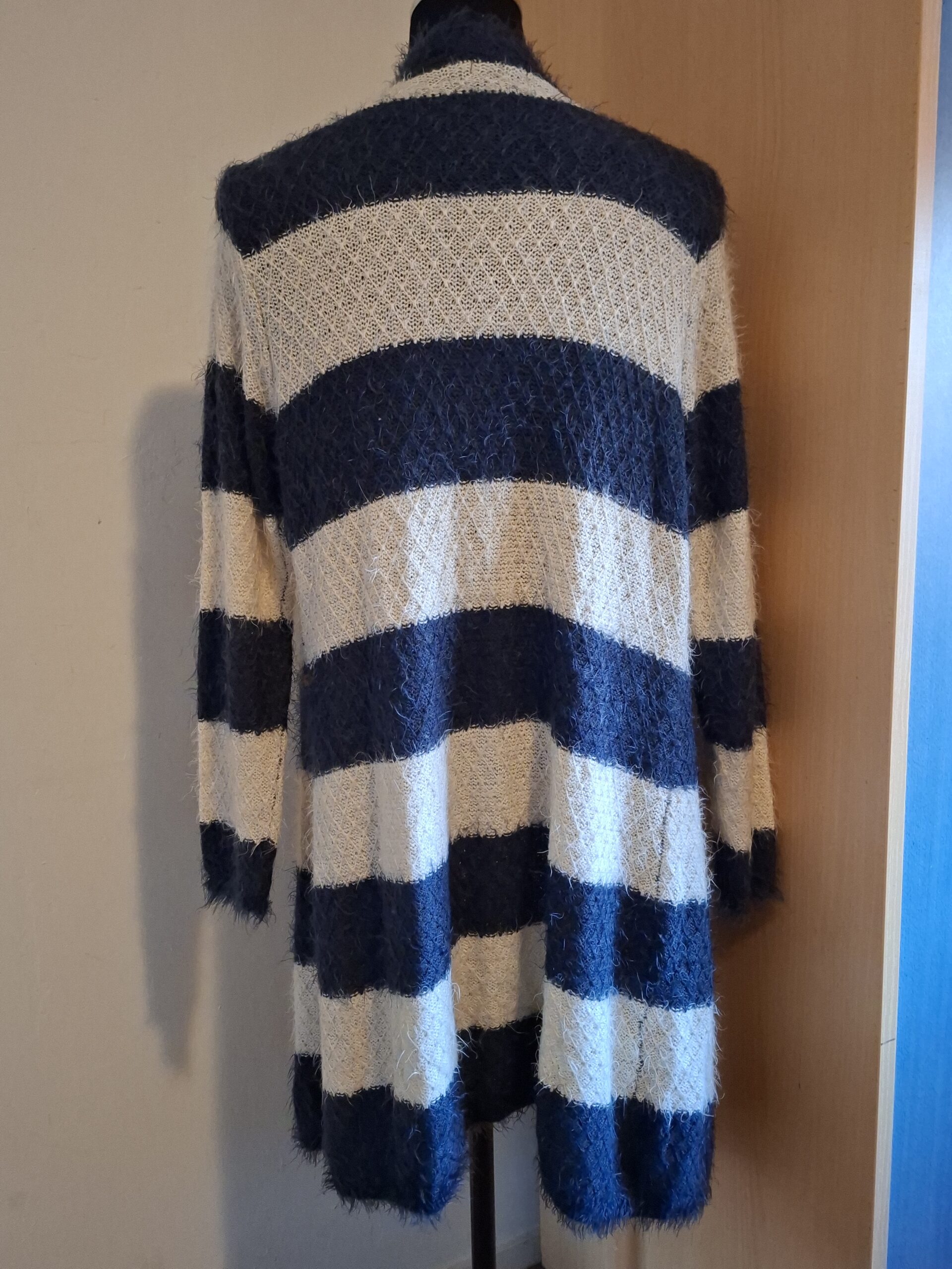 Pluizig lang Vest Gestreept Blauw-Beige Miss Etam Maat XL - Afbeelding 6