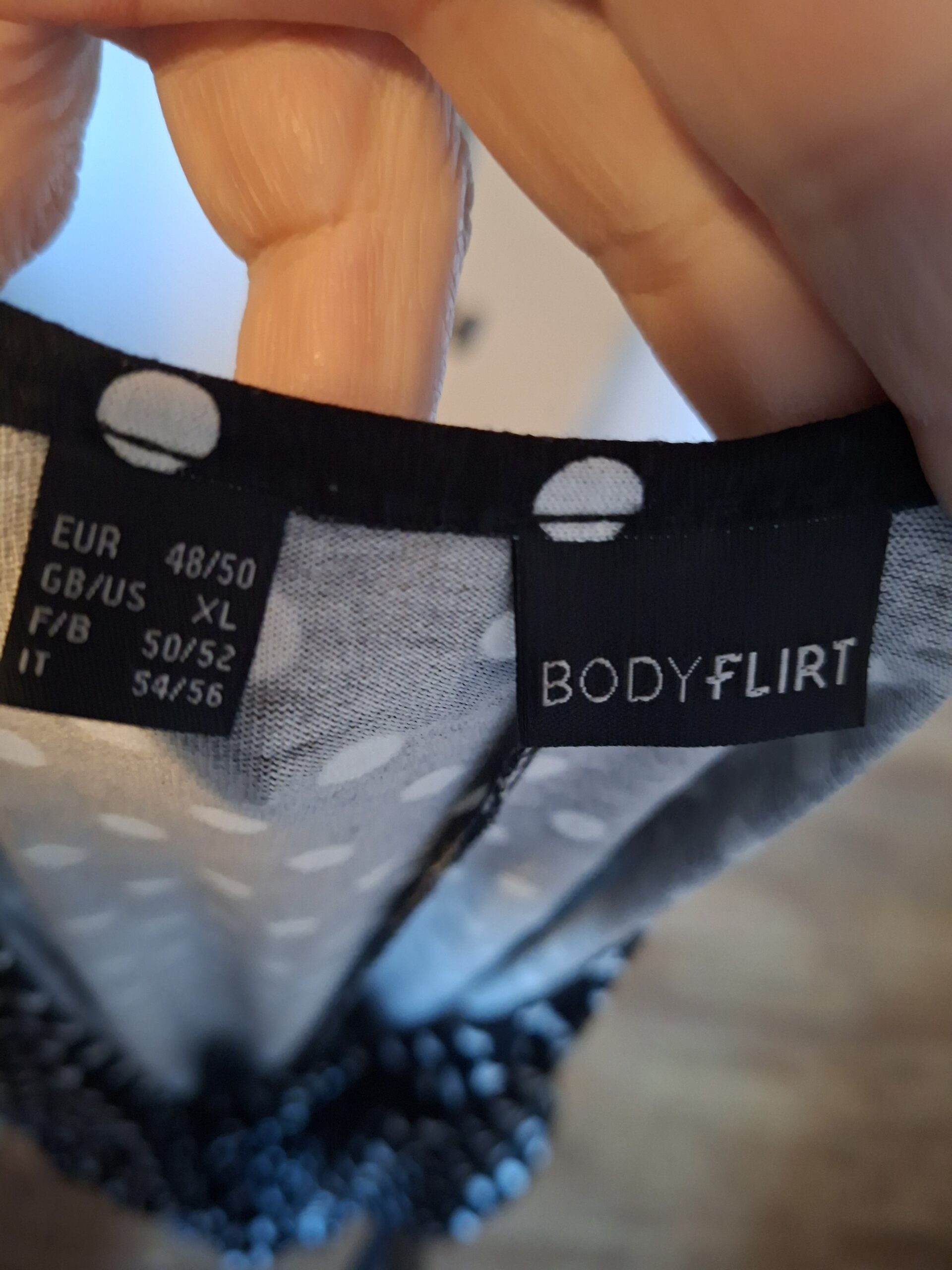 Jurk Zwart Wit Stippen Bodyflirt Maat 48/50 - Afbeelding 6