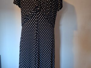 Jurk Zwart Wit Stippen Bodyflirt Maat 48/50