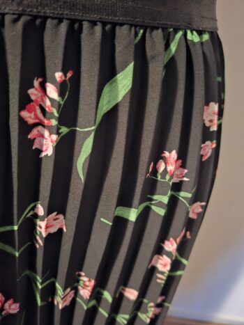 Plissé Rok H&M Zwart Bloemenprint Roze Groen Maat 40 Dames