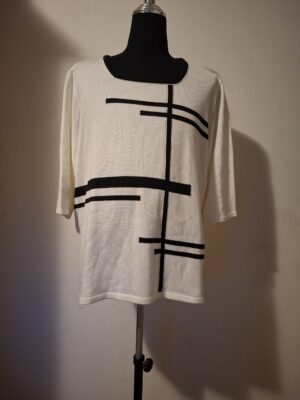 20260104_170455 Trui Wit Zwart Strepen Atelier Creation Maat 52