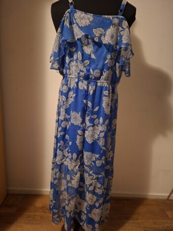 Maxi Jurk Blauw Bloemenprint BPC Selection Cold Shoulder Maat 48