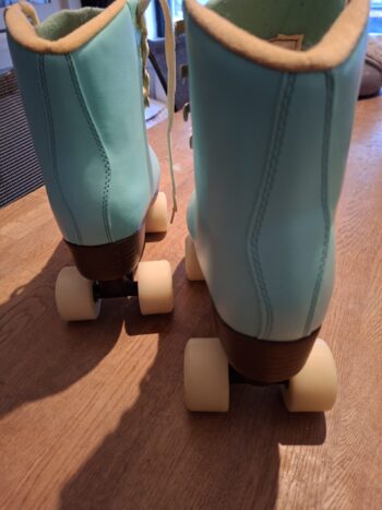 Rolschaatsen Playlife Sunset Turquoise Beige Maat 41