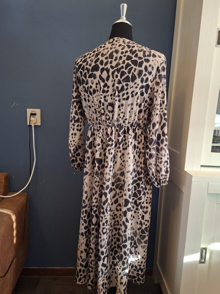 Boohoo Jurk Luipaardprint Beige Bruin Wikkel V-Hals Maat 48