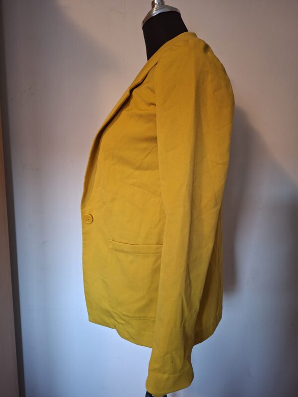 Divided by H&M okergele blazer met één knoop - maat 36 (110.)