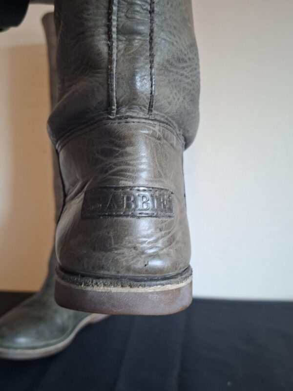 20260122_101733_001 Shabbies Amsterdam hoge laarzen in taupe suède - maat 38/39 (82.)