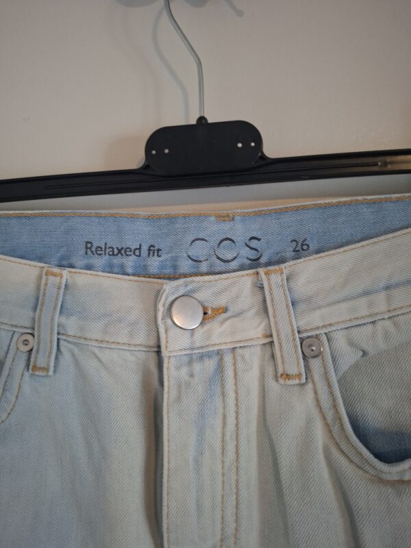 Cos relaxed fit jeans lichtblauw - maat 26