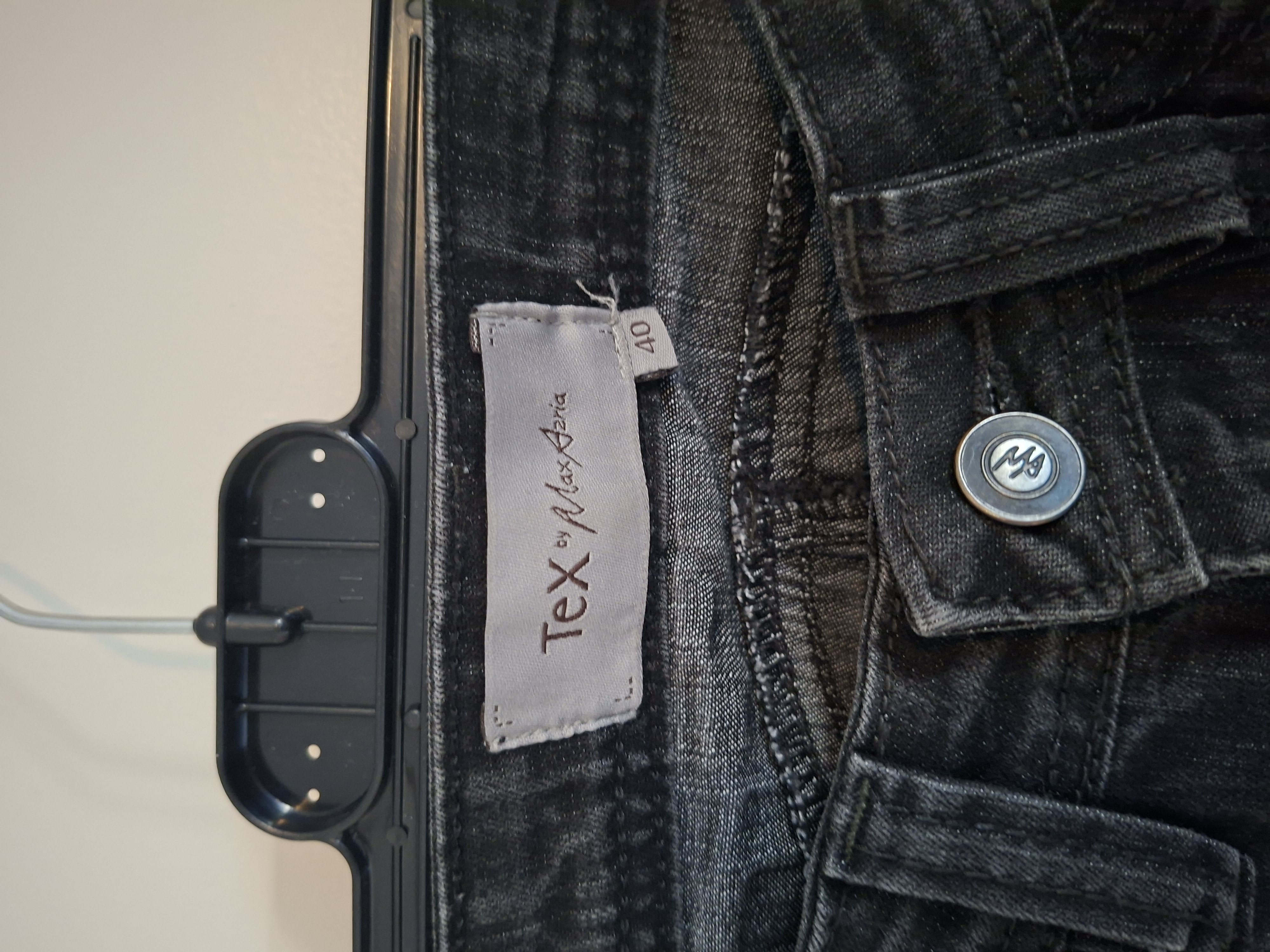 Tex by Max Azria donkergrijze denim broek - maat 40 (65.)