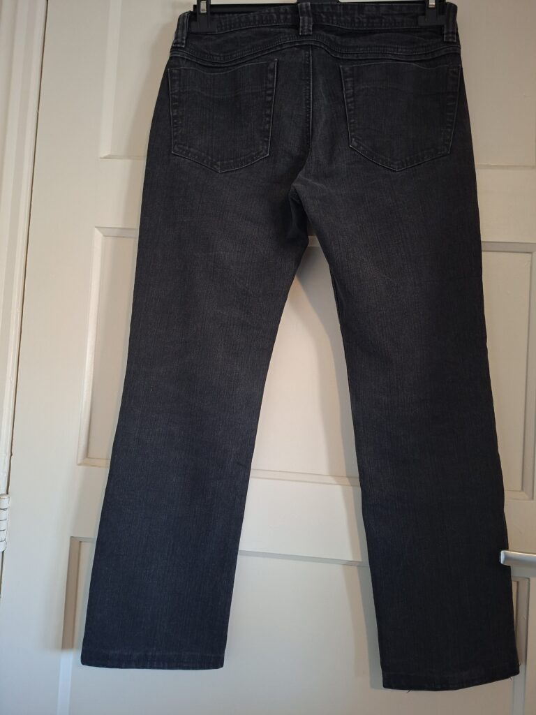 Tex by Max Azria donkergrijze denim broek - maat 40 (65.)