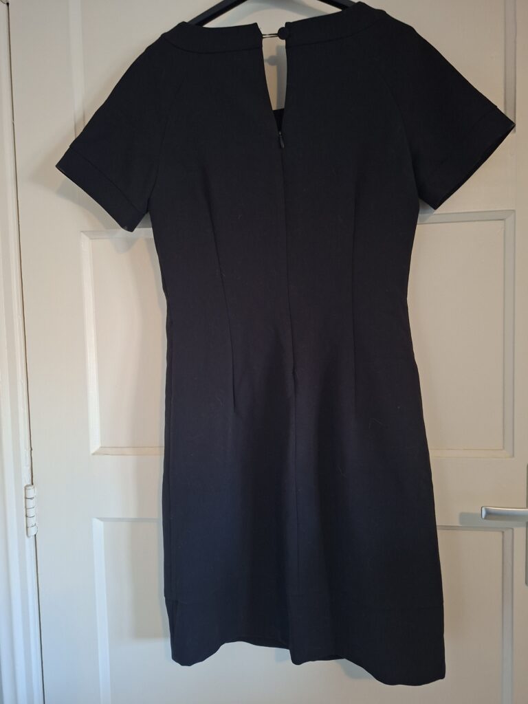 Elegante Zwarte WE Jurk met Korte Mouwen (Maat S) (47.)