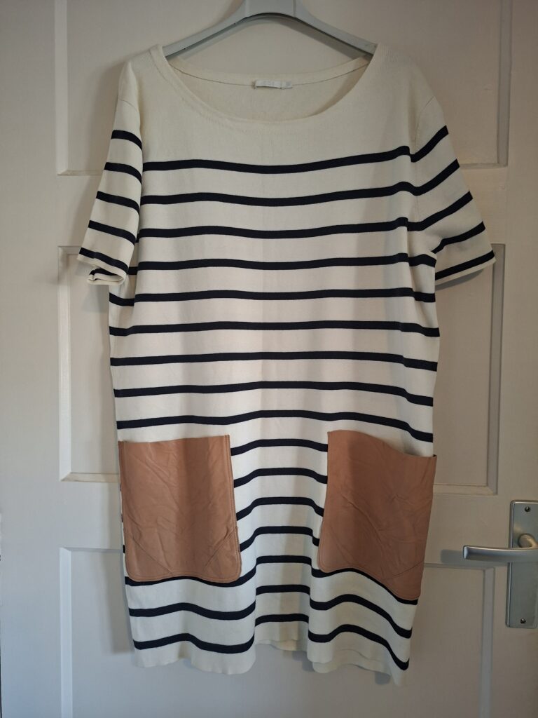 COS Gestreepte Jurk met Leren Zakken - Zwart/Wit (Maat S) (67.)